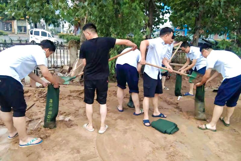 防汛抢险|河南ag九游会j9集团表彰80名员工