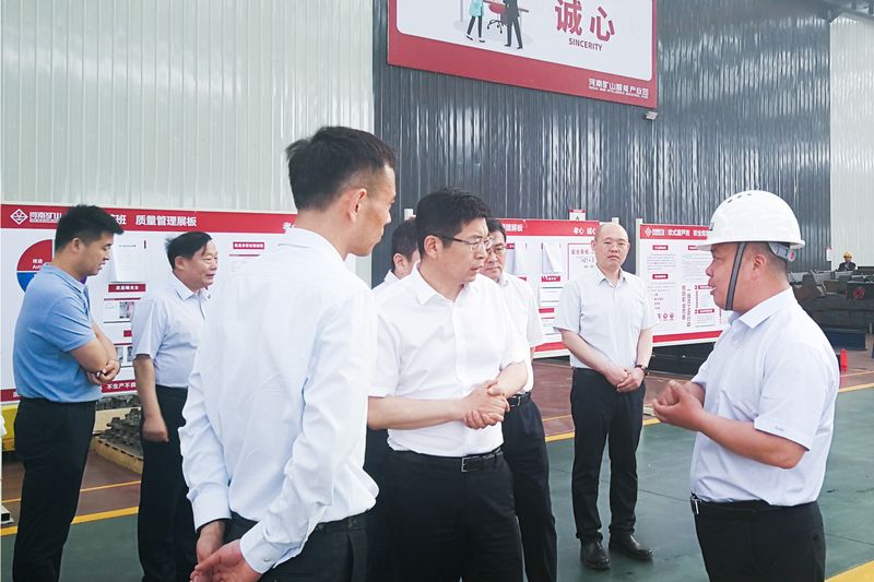 河南省副省长费东斌莅临河南ag九游会j9集团智能产业园考察调研