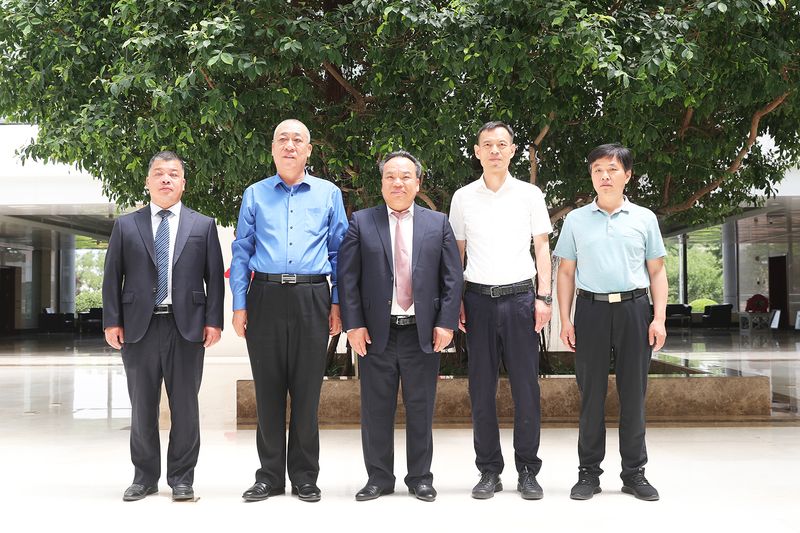 强强联合,共赢未来|河南ag九游会j9集团与SEW签订战略合作协议