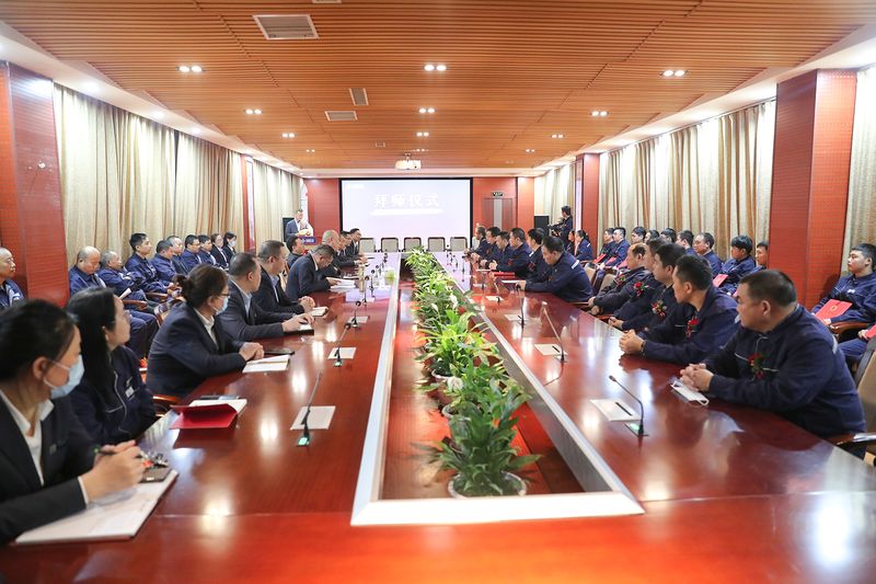 传道授业,赓续创新|河南ag九游会j9集团举行首批拜师仪式