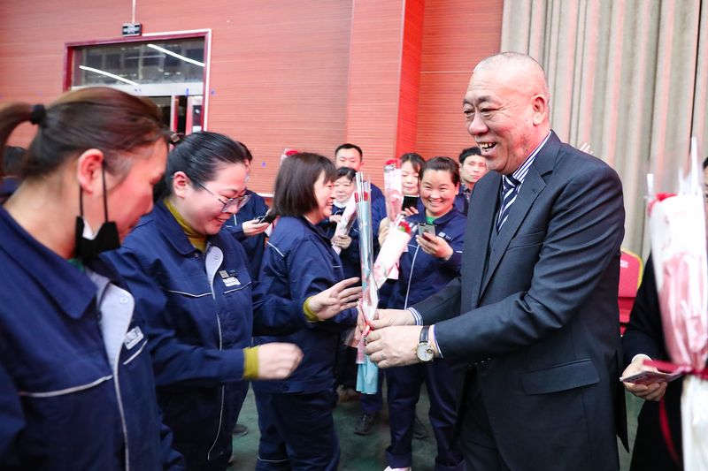 agλj9¡ؾСˡʸŮڼ߱ô