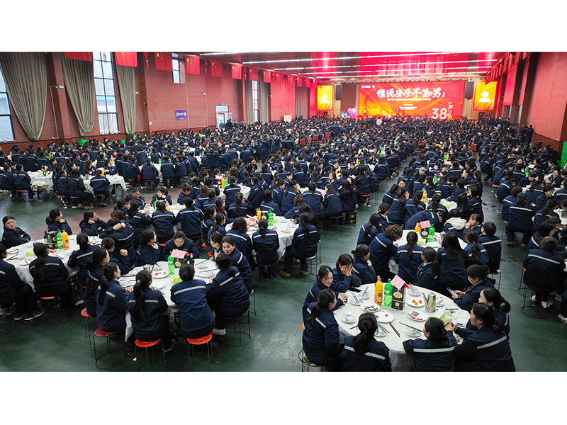 谁说女子不如男|致敬河南ag九游会j9集团“半边天”