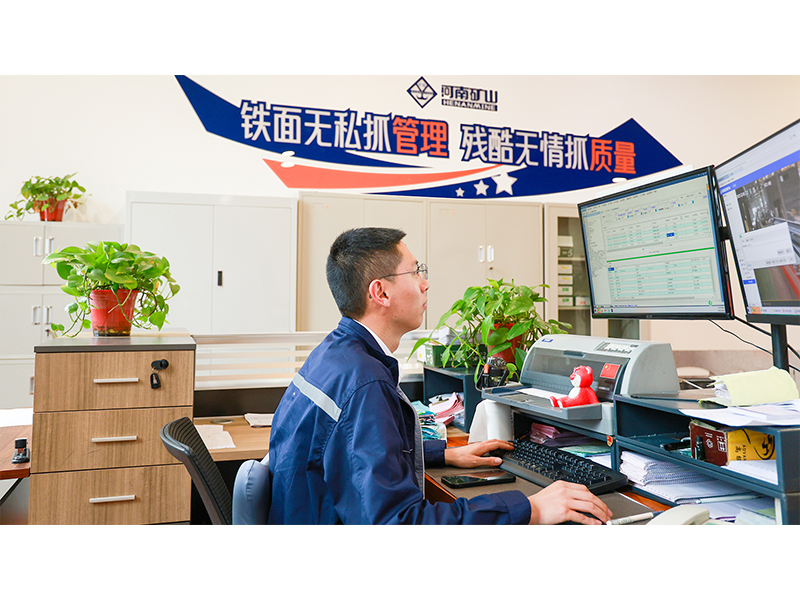 马上就办|他以责任与热忱树立了“热心服务”的榜样