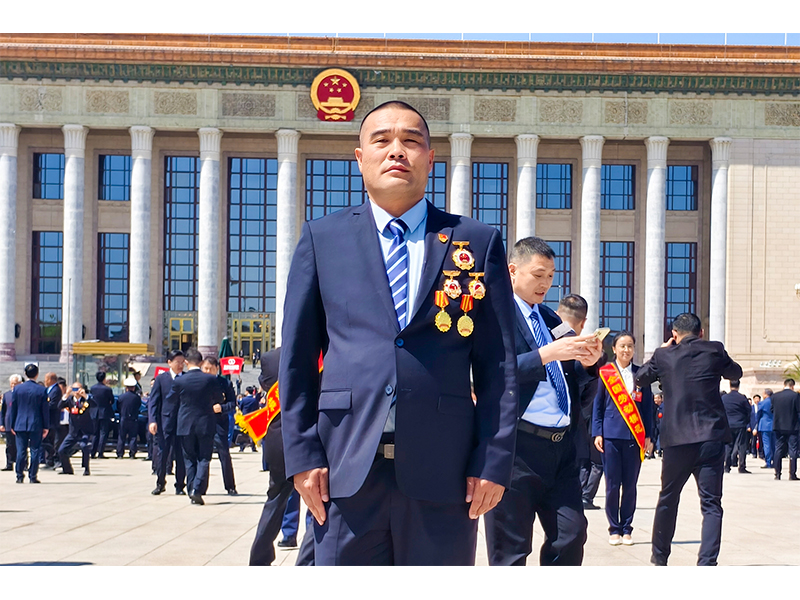 祝贺!河南ag九游会j9集团李杰被评为“全国劳动模范”