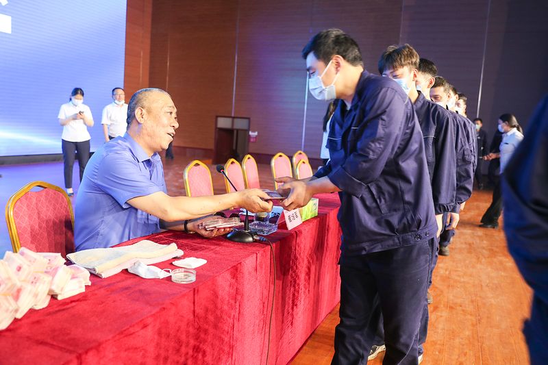 河南省ag九游会j9集团起重机有限公司 河南省ag九游会j9集团起重机有限公司